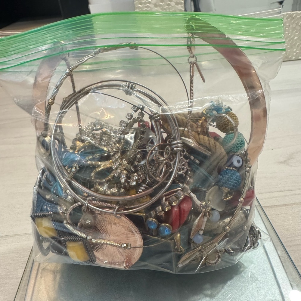 *Almost* 1.25 LB (19.9oz) mystery jewelry bag